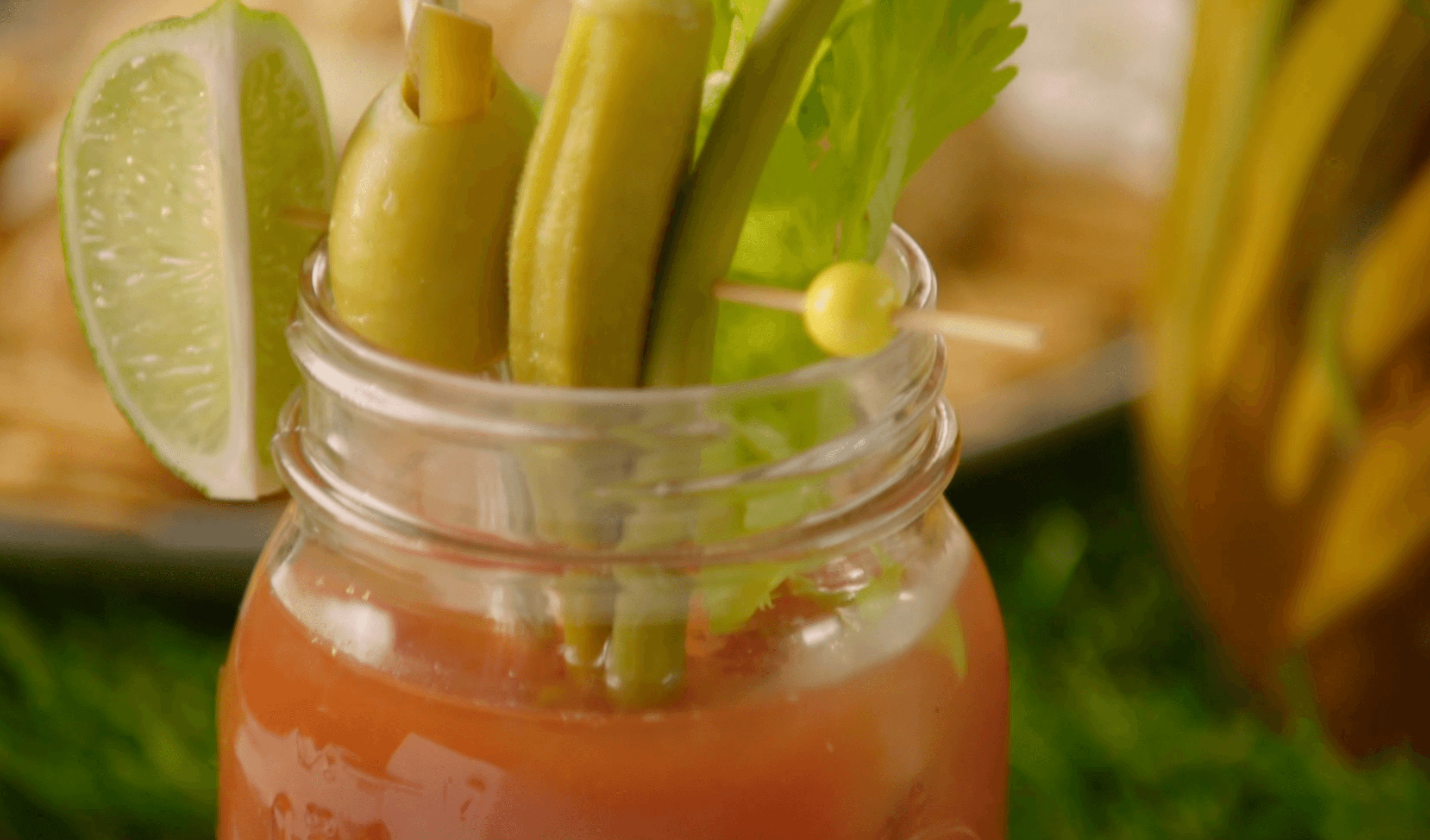 Spicy Pickled Okra and Green Beans
