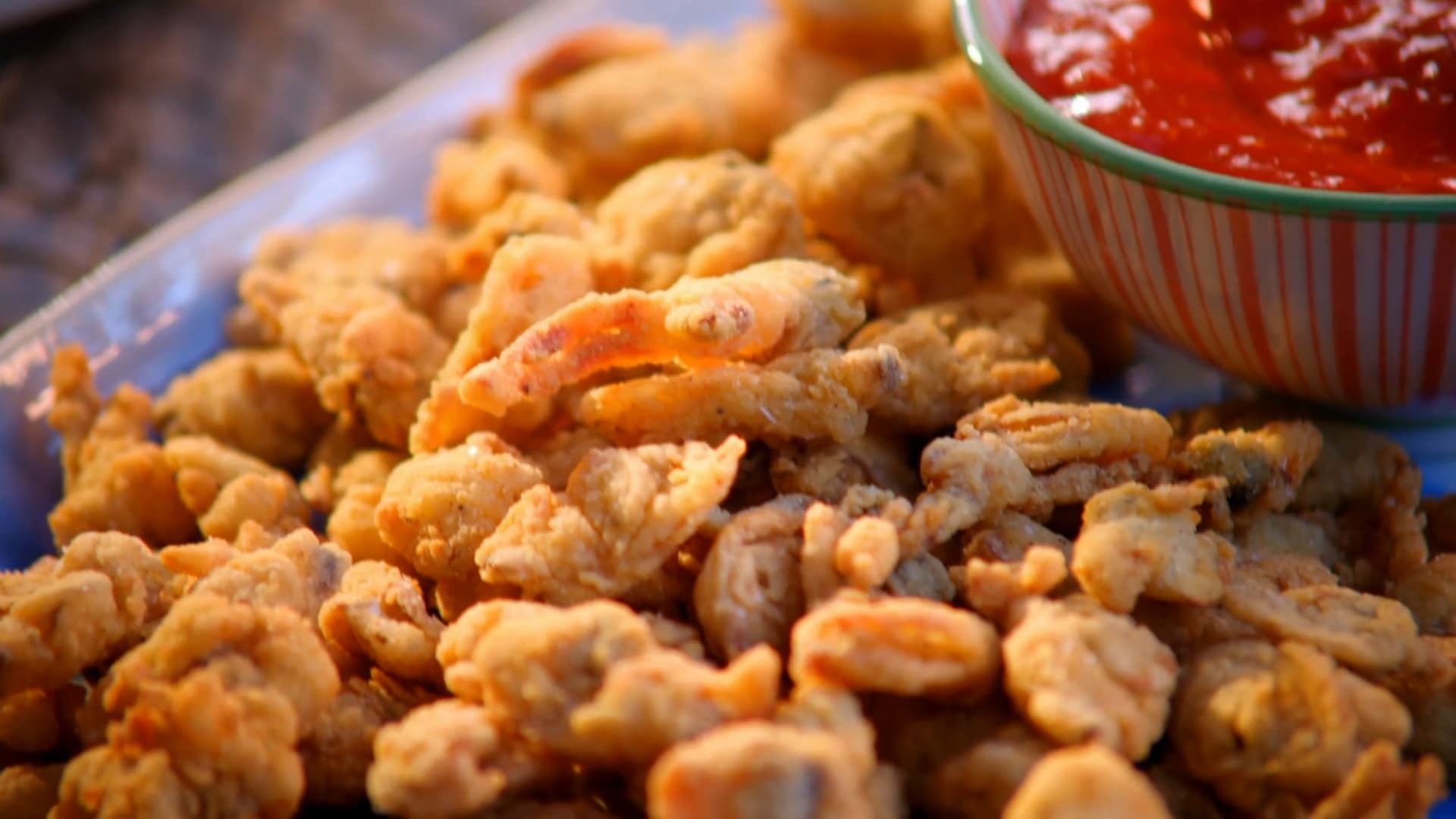Fried Clams with Tartar and Cocktail Sauces