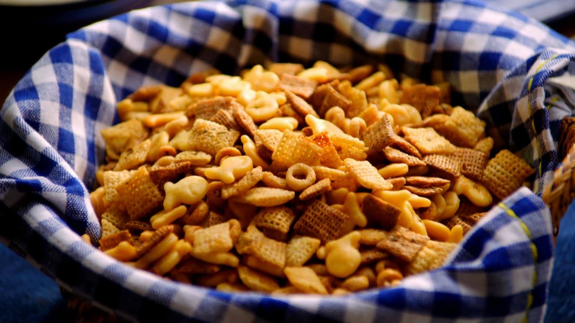 Honey Rosemary Snack Mix