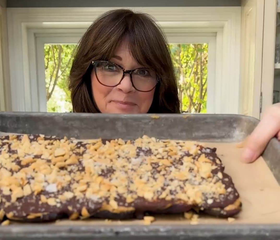 Chocolate Peanut Butter Date Bark