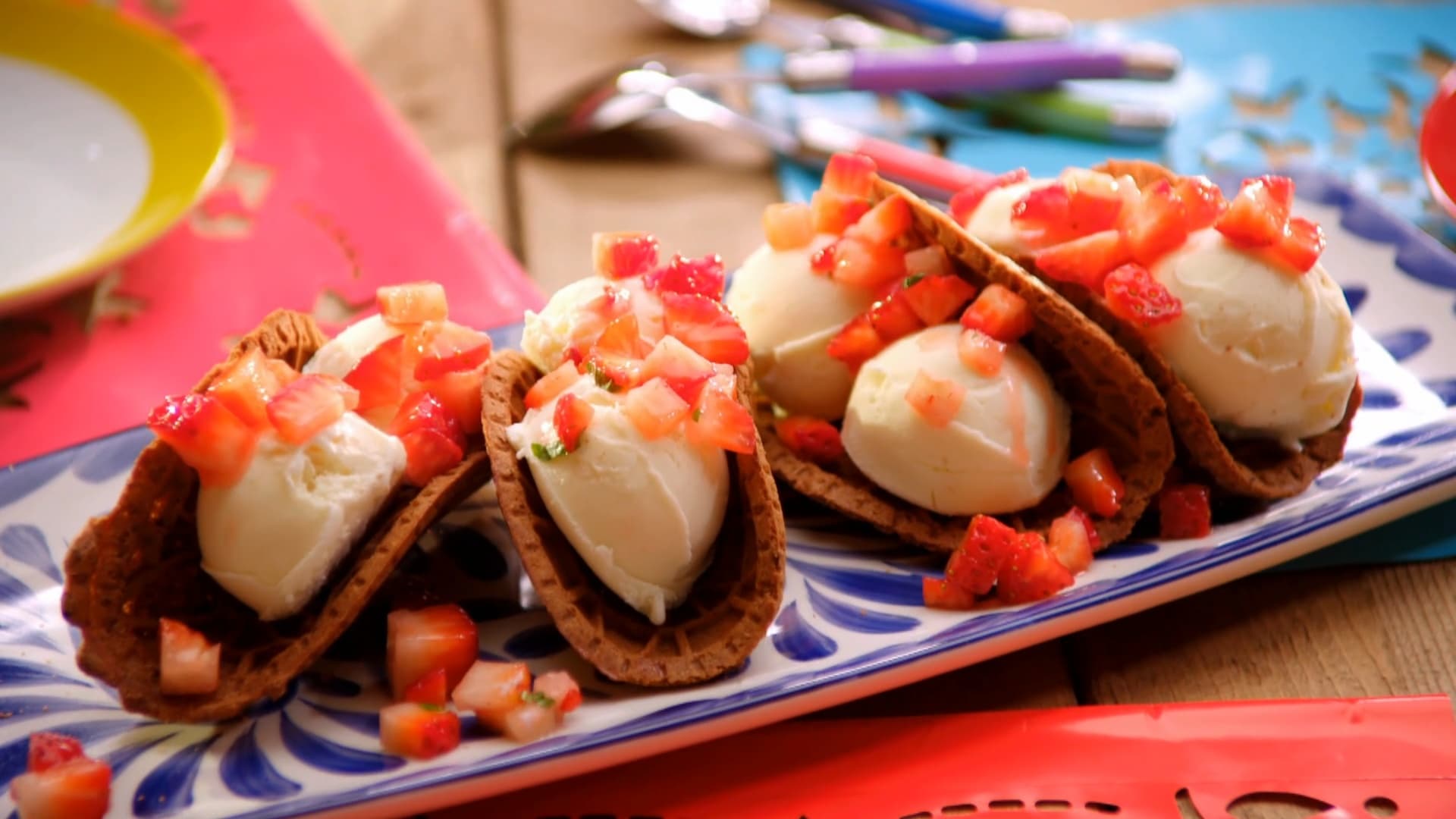 Neapolitan Dessert Tacos